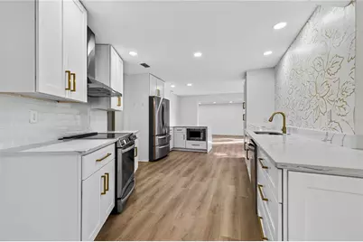 5833 25th Street S, Saint Petersburg, FL 33712 - Photo 13