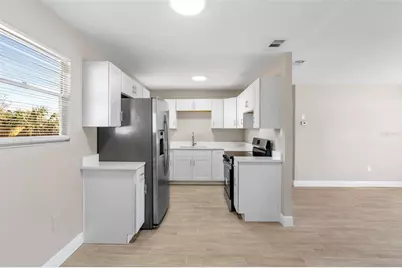 8310 Croton Avenue, Tampa, FL 33619 - Photo 9