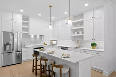 450 Gilman Place N, Saint Petersburg, FL 33716 - Photo 3