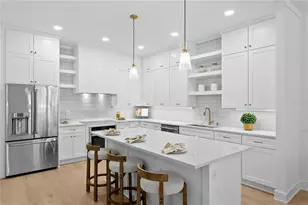 450 Gilman Pl N, Saint Petersburg, FL 33716 - Photo 3