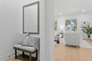 450 Gilman Pl N, Saint Petersburg, FL 33716 - Photo 5