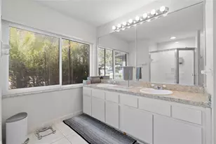 948 Lucas Ln, Oldsmar, FL 34677 - Photo 23