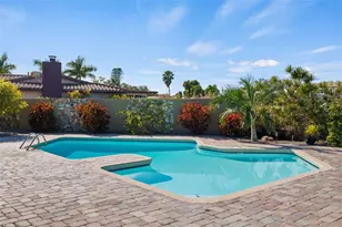 5173 Horseshoe Pl, Saint Petersburg, FL 33703 - Photo 3