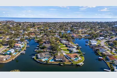 5173 Horseshoe Place, Saint Petersburg, FL 33703 - Photo 65