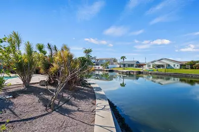5173 Horseshoe Place, Saint Petersburg, FL 33703 - Photo 59