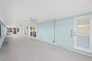 5173 Horseshoe Pl, Saint Petersburg, FL 33703 - Photo 35