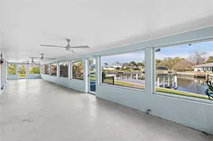 5173 Horseshoe Pl, Saint Petersburg, FL 33703 - Photo 31