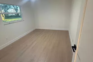 14646 15th St, Dade City, FL 33523 - Photo 9