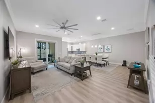 789 Grand Cypress Ln, Tarpon Springs, FL 34689 - Photo 9