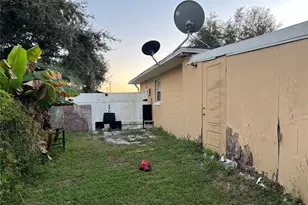 39431 Lincoln Ave, Zephyrhills, FL 33542 - Photo 23