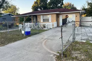 39431 Lincoln Ave, Zephyrhills, FL 33542 - Photo 3