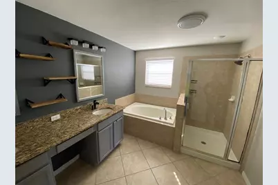 909 Meadow Glade Drive, Ruskin, FL 33570 - Photo 13