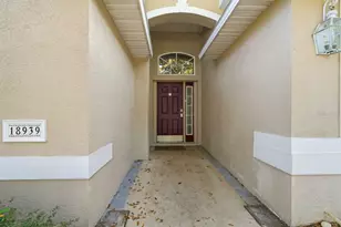 18939 Twinberry Dr, Tampa, FL 33647 - Photo 3