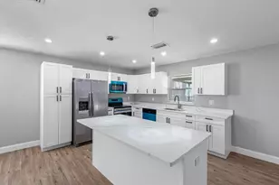 6604 Ranger Dr, Tampa, FL 33615 - Photo 9