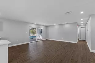 6604 Ranger Dr, Tampa, FL 33615 - Photo 17