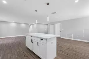 6604 Ranger Dr, Tampa, FL 33615 - Photo 11