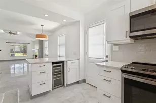 610 Luzon Ave, Tampa, FL 33606 - Photo 9