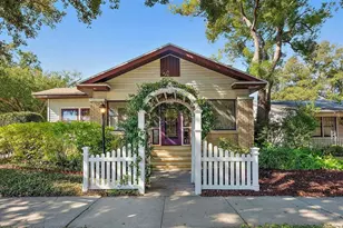 1104 12th St, Saint Petersburg, FL 33705 - Photo 1