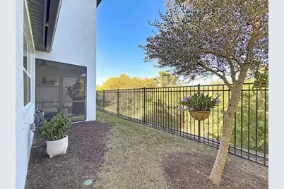 373 Sandbar Avenue NE, Saint Petersburg, FL 33716 - Photo 47