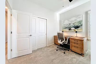 373 Sandbar Avenue NE, Saint Petersburg, FL 33716 - Photo 41