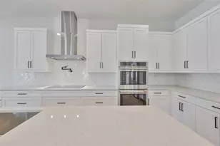 3223 W Paxton Ave, Tampa, FL 33611 - Photo 21