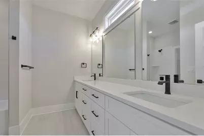 3223 W Paxton Avenue, Tampa, FL 33611 - Photo 49