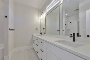 3223 W Paxton Ave, Tampa, FL 33611 - Photo 49
