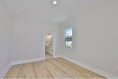 3223 W Paxton Avenue, Tampa, FL 33611 - Photo 47