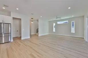 3223 W Paxton Ave, Tampa, FL 33611 - Photo 27