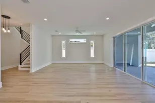 3223 W Paxton Ave, Tampa, FL 33611 - Photo 25