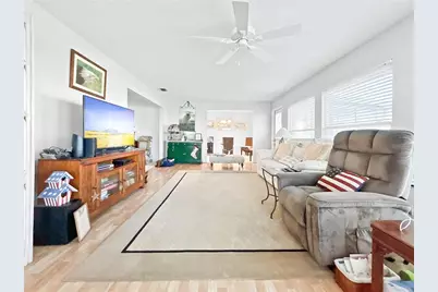 703 Ojai Avenue, Sun City Center, FL 33573 - Photo 9