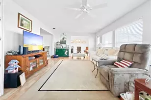 703 Ojai Ave, Sun City Center, FL 33573 - Photo 9