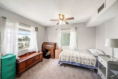 801 83rd Avenue N #415, Saint Petersburg, FL 33702 - Photo 17