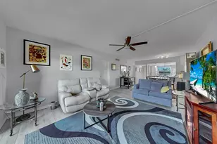 7321 Central Ave, Saint Petersburg, FL 33710 - Photo 13