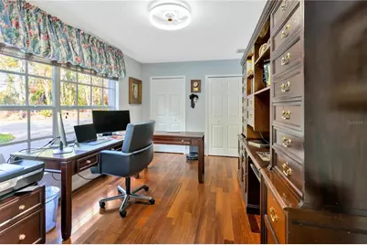 7201 Hodgewood Ct Court, Tampa, FL 33614 - Photo 7