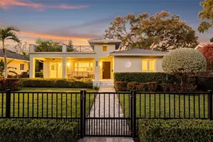 615 15th Ave NE, Saint Petersburg, FL 33704 - Photo 3