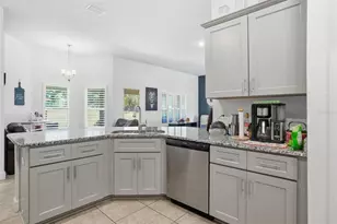 41043 Stanton Hall, Dade City, FL 33525 - Photo 13