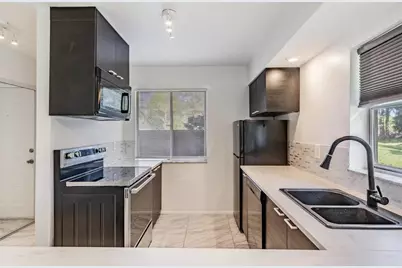 2292 Oak Neck Road #A, Clearwater, FL 33763 - Photo 9