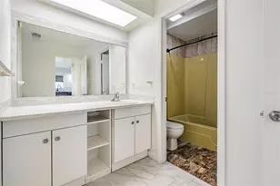 2292 Oak Neck Rd, Clearwater, FL 33763 - Photo 23