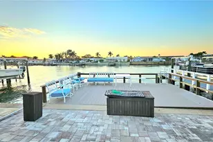 517 Boca Ciega Point Blvd N, Saint Petersburg, FL 33708 - Photo 33