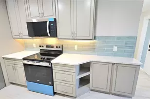 517 Boca Ciega Point Blvd N, Saint Petersburg, FL 33708 - Photo 27