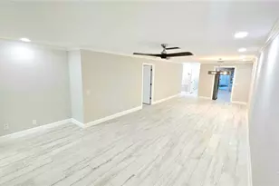 517 Boca Ciega Point Blvd N, Saint Petersburg, FL 33708 - Photo 7