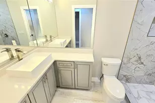 517 Boca Ciega Point Blvd N, Saint Petersburg, FL 33708 - Photo 17