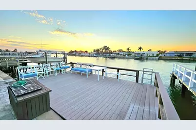 517 Boca Ciega Point Boulevard N, Saint Petersburg, FL 33708 - Photo 31