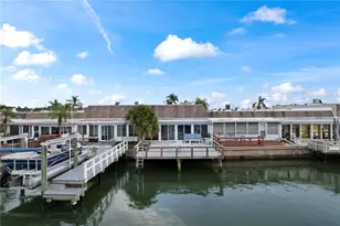517 Boca Ciega Point Blvd N, Saint Petersburg, FL 33708 - Photo 3