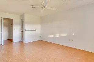 10733 Fallen Leaf Ln, Port Richey, FL 34668 - Photo 29