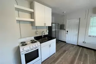 707 Rosery Rd NW, Largo, FL 33770 - Photo 9