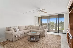 500 Treasure Island Causeway, Treasure Island, FL 33706 - Photo 23