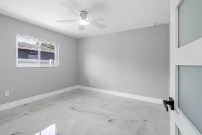 1861 Shore Acres Boulevard NE, Saint Petersburg, FL 33703 - Photo 21