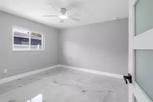 1861 Shore Acres Blvd NE, Saint Petersburg, FL 33703 - Photo 21